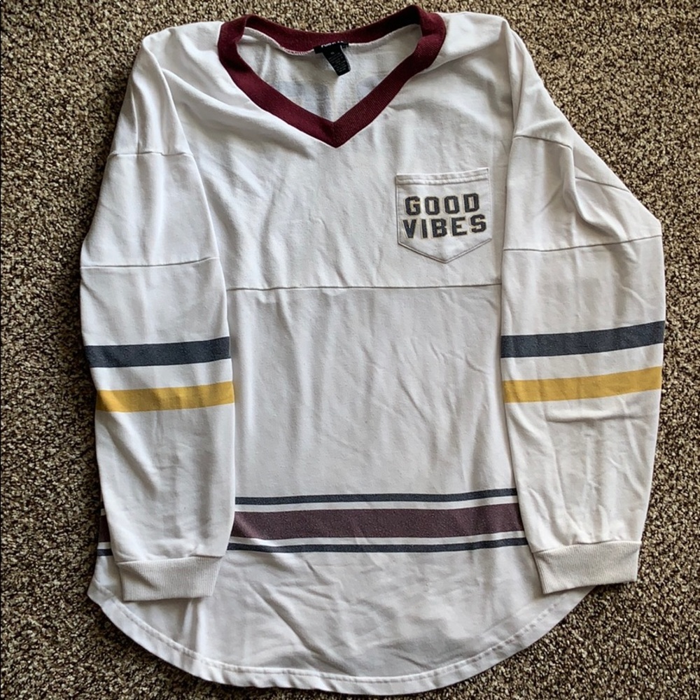 GOOD VIBES sweatshirt